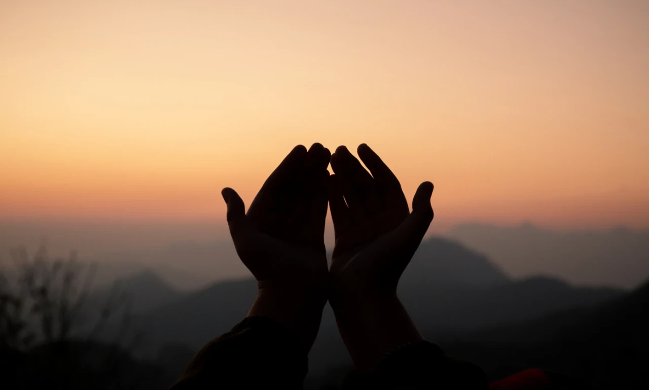 Taubat Nasuha: Makna, Syarat, dan Pentingnya Menyambut Bulan Suci Ramadhan